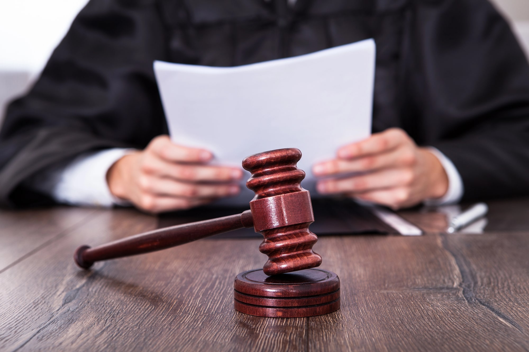 spinal cord injury lawyer graphic in Tampa